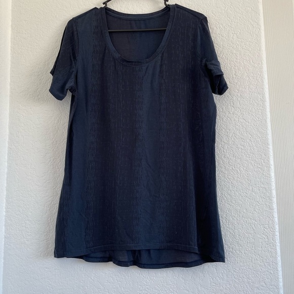 lululemon athletica Tops - Lululemon short sleeve shirt